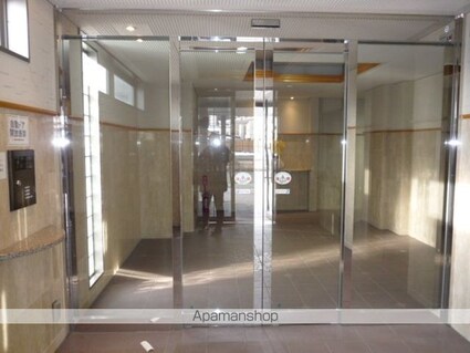 グランウィング[2LDK/64.33m2]のエントランス