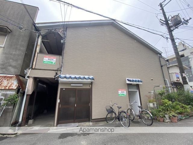 湯里田中コーポの外観写真