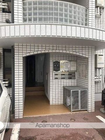 メゾン庚午の玄関写真