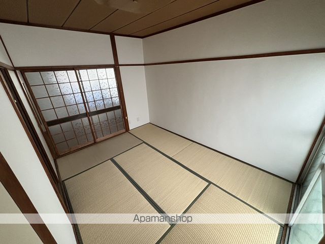 小西第一住宅の内装写真