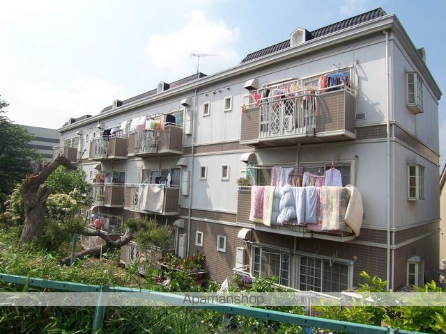 レオパレスアーバン向丘の外観写真