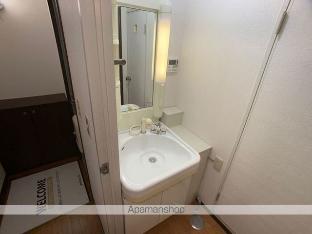 フォーダイヤモンズタウン　Ａ[2K/40.15m2]の洗面所