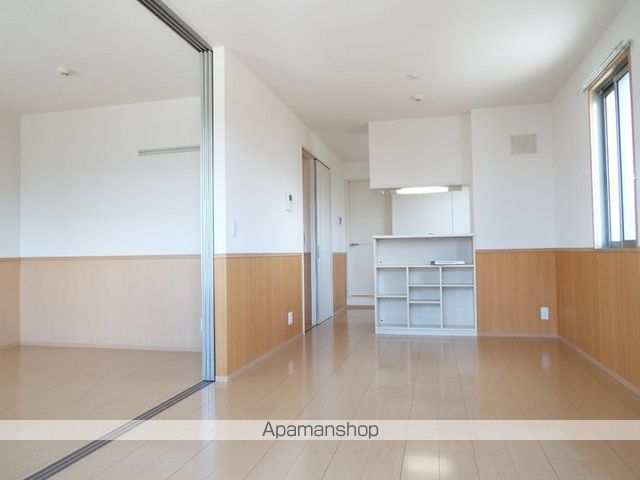 コンフォート東川口 A棟の内装写真