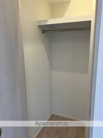 ザ・パークハビオ代々木[1LDK/42.93m2]の収納