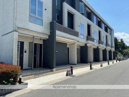 ラ・エトワール[1LDK/41.3m2]のエントランス1