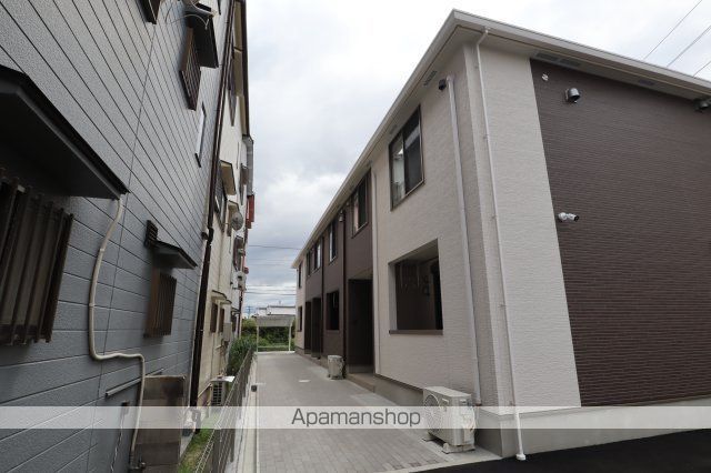 大和高田市有井アパートの玄関写真