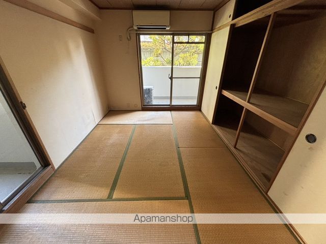 アーバンパーク緑地公園の内装写真