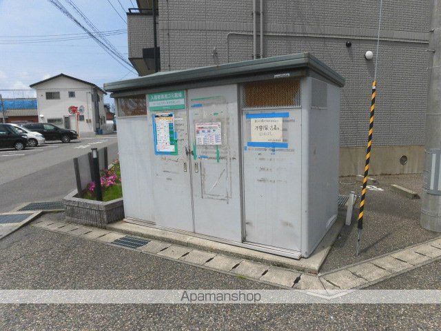ロイヤルガーデンBの外観写真