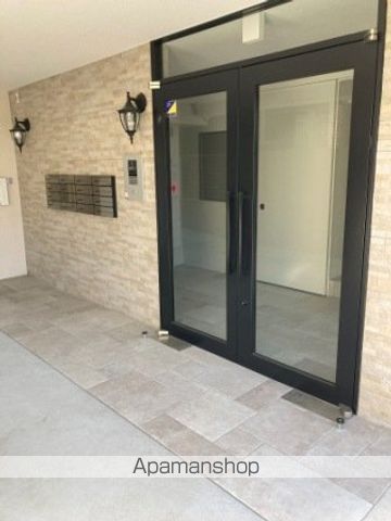 芦屋リバーウエストマンションの玄関写真
