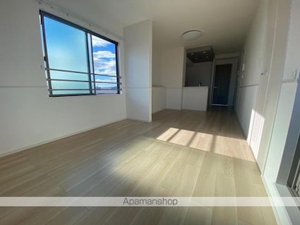 プレッソ春日[1LDK/62.41m2]のリビング・居間