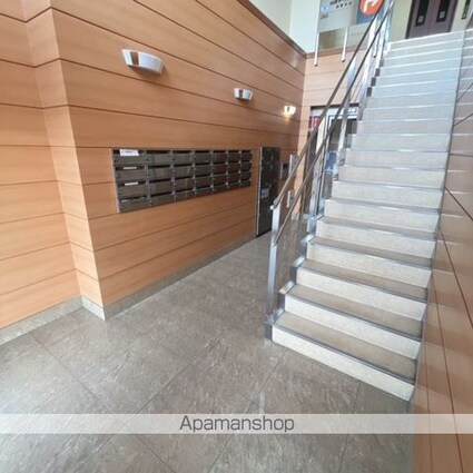 イーカムコート[1R/28.63m2]のロビー