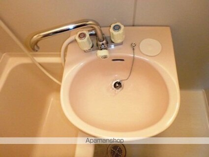 ハーモニー紫竹Ⅱ[2K/31.8m2]の洗面所