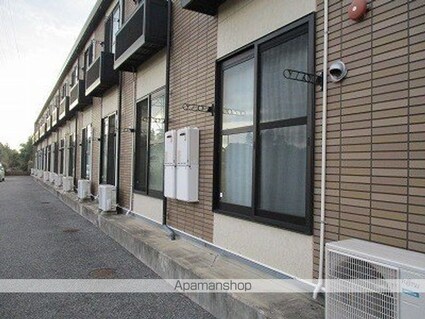 レオパレス金堀台Ⅱ[1LDK/43.06m2]の外観2