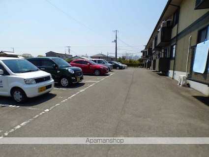 ベル　パレス[2DK/48.76m2]の駐車場