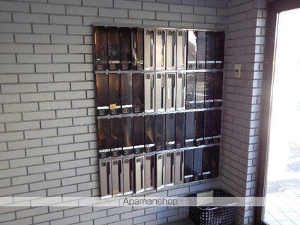 エバーグレース西府[1R/17m2]の共用部2