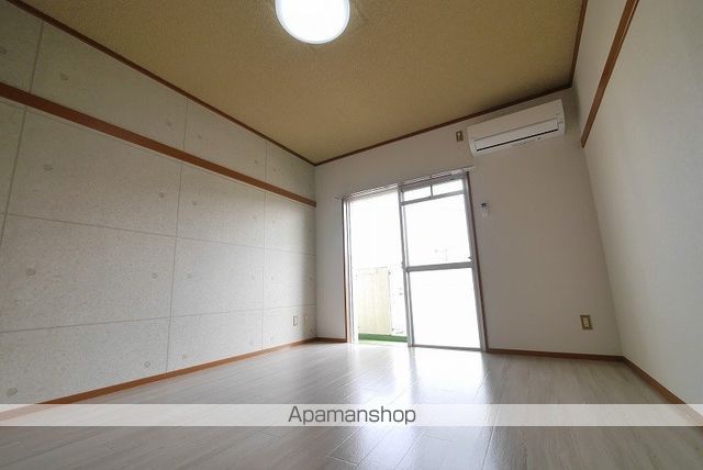メゾン山美IIの内装写真