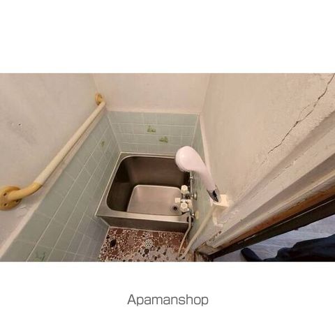 高柳5丁目貸家の内装写真
