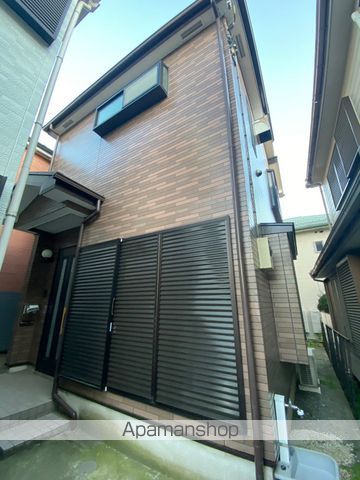 厚木市 3階建 築26年の外観写真