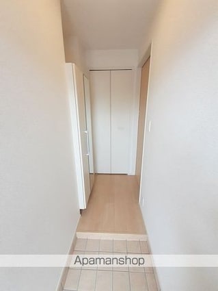 リヴァーサイドＭⅢ[1LDK/38.01m2]の玄関