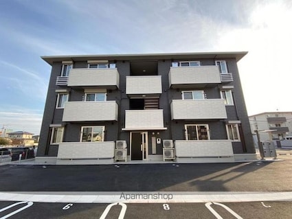 ユニヴェール　Ｂ棟[1LDK/37.78m2]の外観3