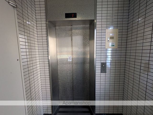 CUBICLE・Fの内装写真