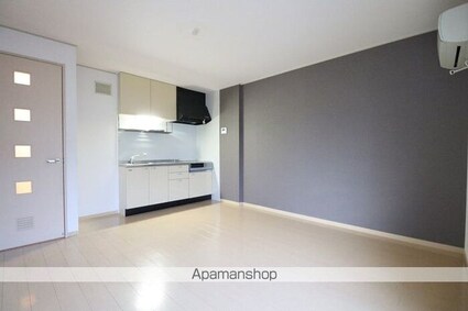 ＲＯＹＡＬ　ＧＡＲＤＥＮ　ＣＡＳＡＨＡＲＡ[2DK/53.65m2]のリビング・居間