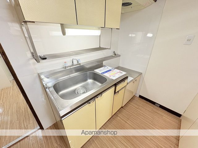 ジョイナス四ツ葉町 A棟の内装写真