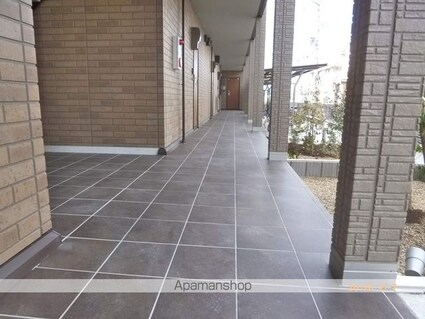 滋賀県守山市古高町[2LDK/60.16m2]の共用部1