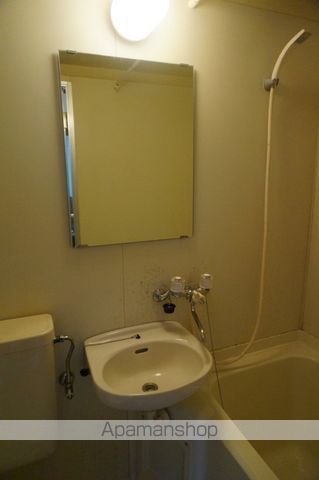 シャトー辰巳の内装写真