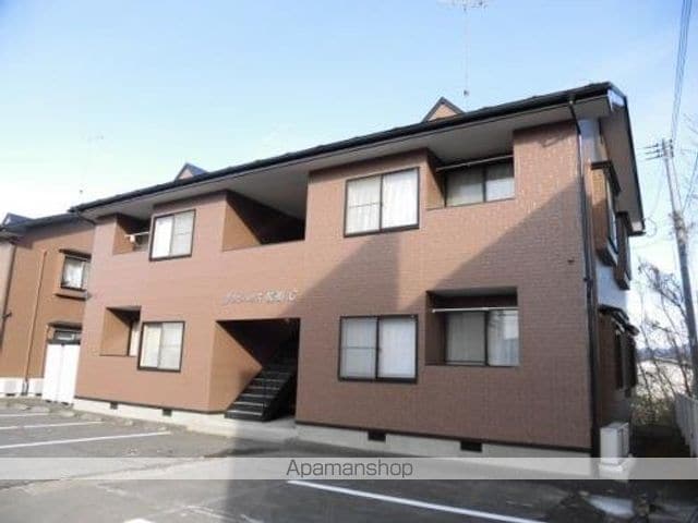 タウンハウス桜町C棟の外観写真