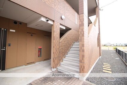 プラッツ・ユーⅤ[1LDK/42.53m2]のエントランス2