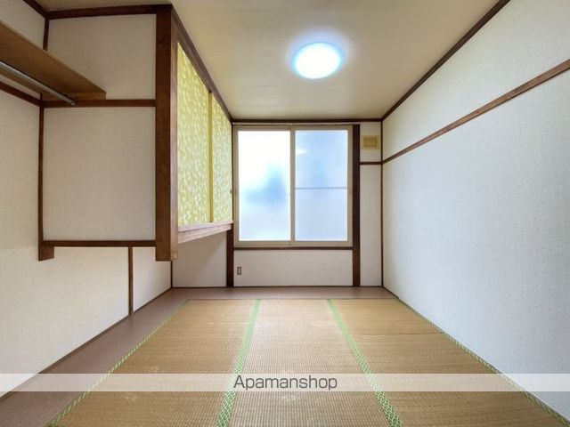 コンフレール美原の内装写真