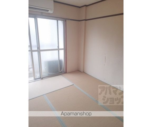 マンション皆栄の内装写真