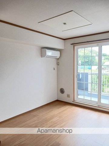 コンフォール湖北の内装写真