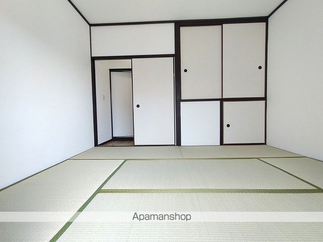 尺谷テラスハウスの内装写真
