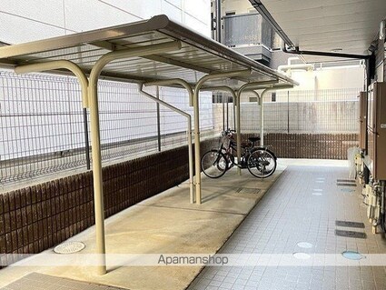 レオネクストラ　メイジュ天神橋[1K/21.11m2]の駐車場