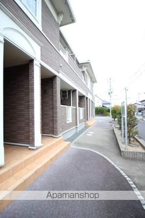 サンリットパル[1LDK/46.49m2]のエントランス1