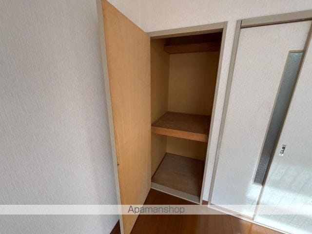 フラワーアネックスIIの内装写真