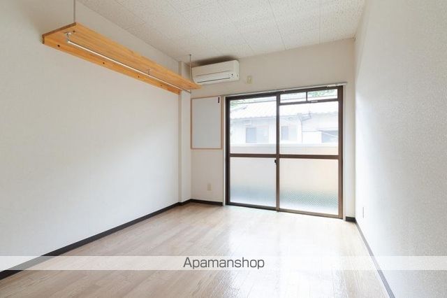 リブ西宝の内装写真