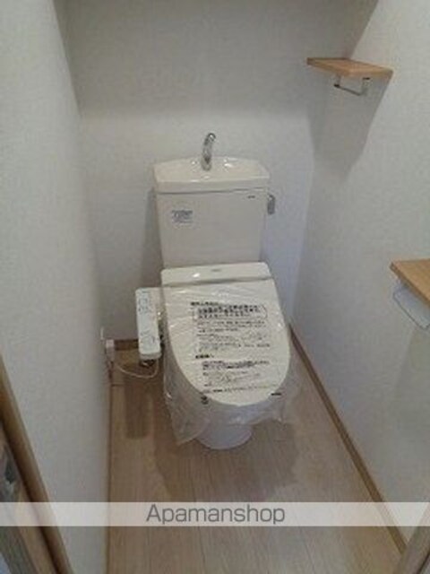 ルーブル三軒茶屋伍番館[1K/25.52m2]のトイレ