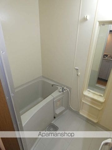 ビバーチェ IIの内装写真