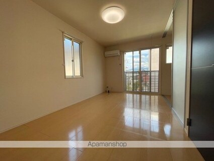 タスカータソルテ松島　Ｂ棟[1LDK/42.38m2]のリビング・居間2