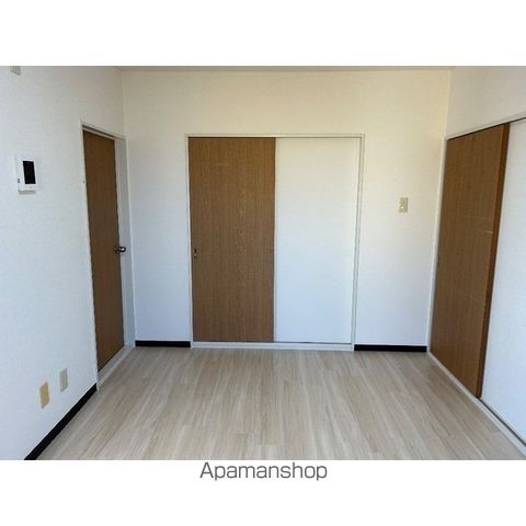 ニューロイヤルハイツの内装写真