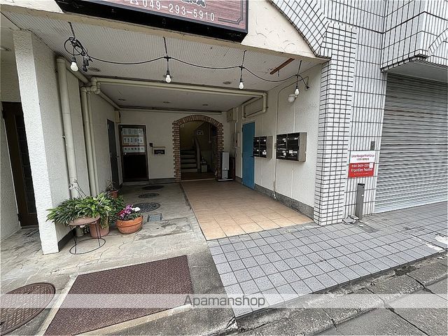 リエス川越南古谷の玄関写真