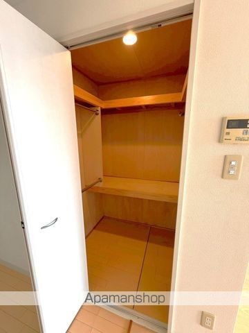 フローリッシュ広呂原の内装写真
