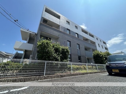 カモミール[2LDK/60.18m2]の外観1