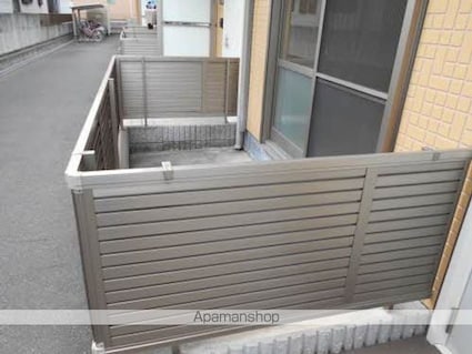 ロイヤルオークス　Ｂ棟[2DK/46.68m2]のバルコニー