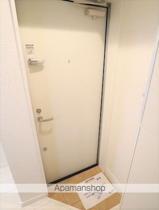 アクティ氷川台[1K/19.95m2]の玄関2