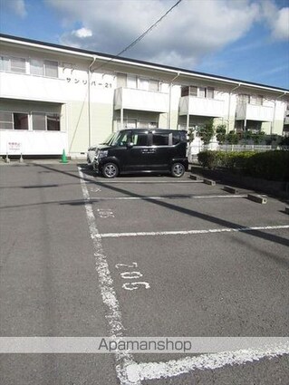 和歌山県和歌山市園部[3K/52.17m2]の駐車場3