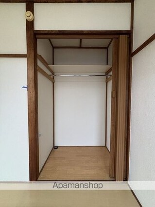 石坂コーポ[2K/32m2]の収納